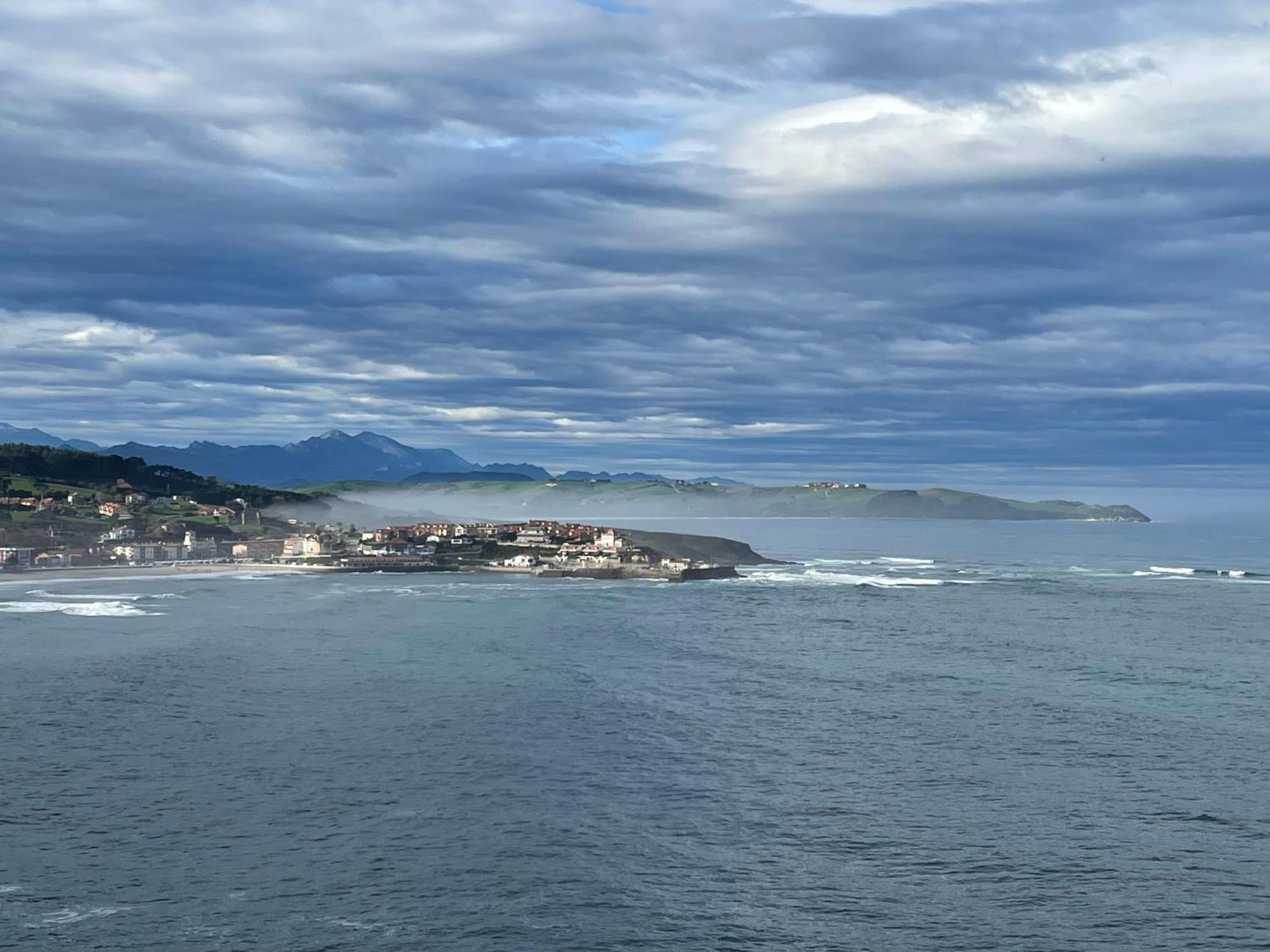 Bonito Duplex Con Vistas Al Mar Apartment Comillas Exterior photo